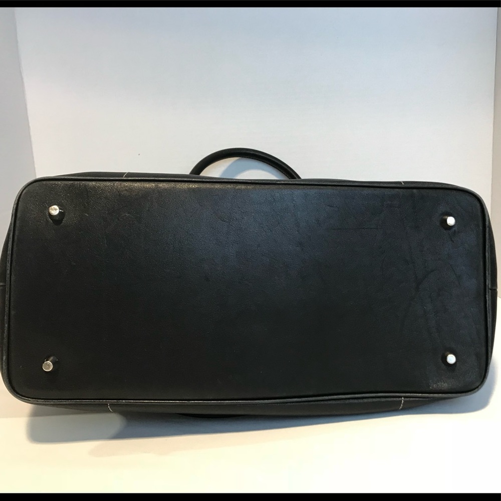 Chic Coach, Black Leather Satchel! - Picture 8 of 8